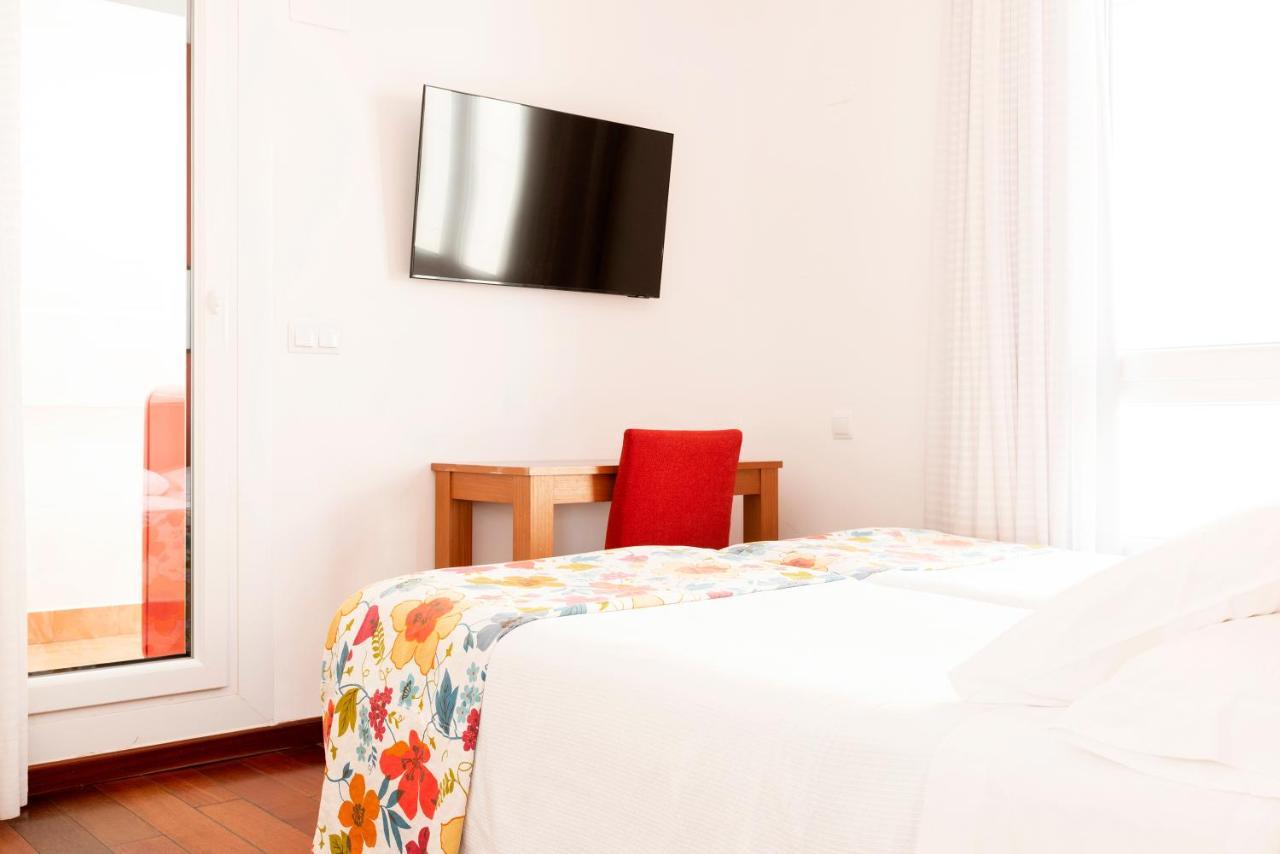 Apartamentos Sabinas El Pilar ซาราโกซา ภายนอก รูปภาพ