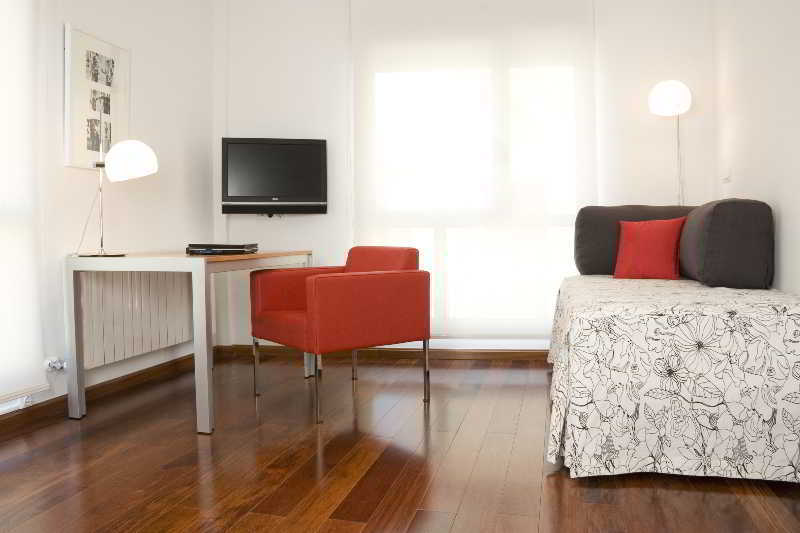 Apartamentos Sabinas El Pilar ซาราโกซา ภายนอก รูปภาพ