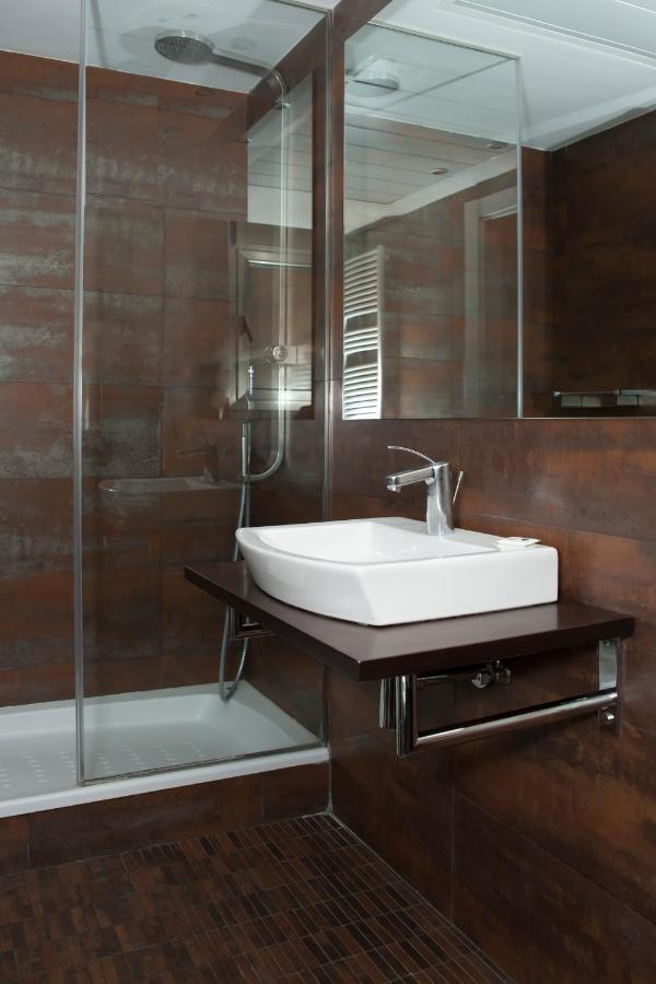 Apartamentos Sabinas El Pilar ซาราโกซา ภายนอก รูปภาพ